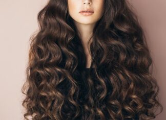 Tips Of Bollywood Actress Anushka Sharma For Your Hair hair tips