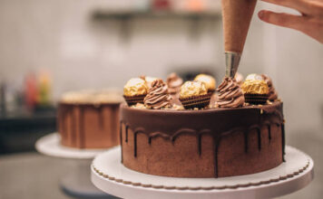 A cake is a perfect synonym of happiness! cake delivery