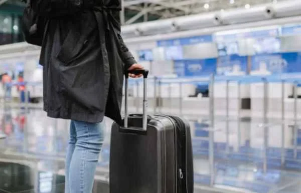 How Door-to-Door Airport Transfers Improve Travel Efficiency for Busy Travelers How Door-to-Door Airport Transfers Improve Travel Efficiency for Busy Travelers