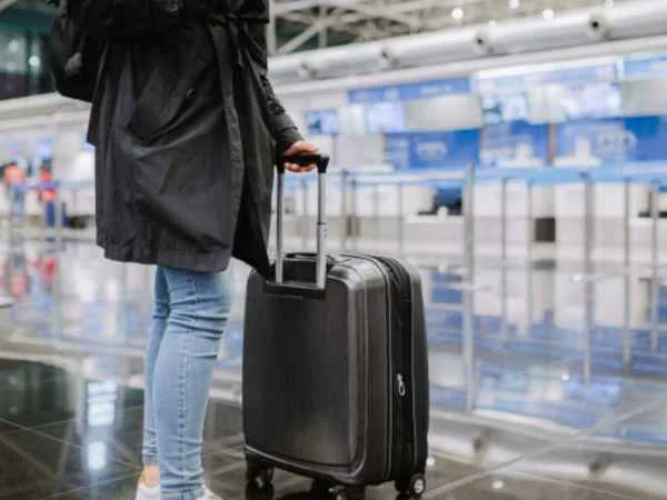 How Door-to-Door Airport Transfers Improve Travel Efficiency for Busy Travelers How Door-to-Door Airport Transfers Improve Travel Efficiency for Busy Travelers