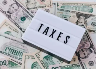 Top Ten Taxpayers in India: Know About the Companies that Pay Highest Taxes Top Ten Taxpayers in India